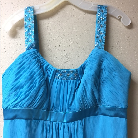 Size 14 David's Bridal formal dress - Picture 4 of 8